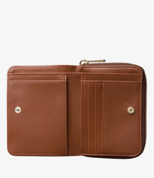 Emmanuelle compact wallet
