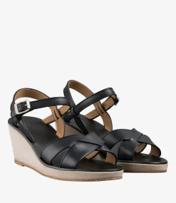 Judith sandals