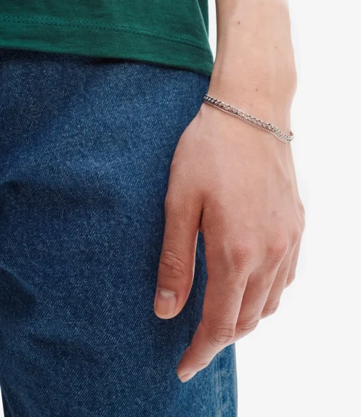 Minimal bracelet