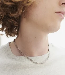Minimal necklace