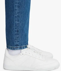 Moe sneakers