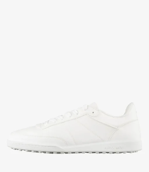 Moe sneakers