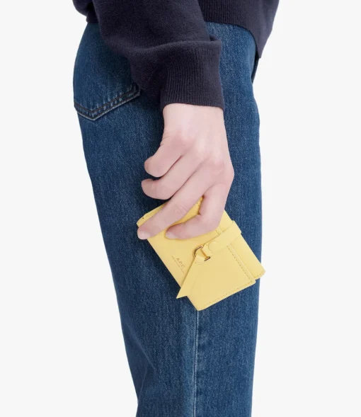 Noa trifold wallet