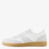 Plain sneakers