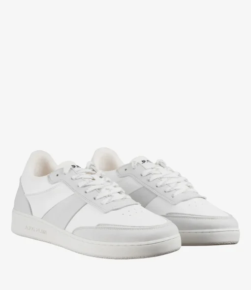 Plain sneakers