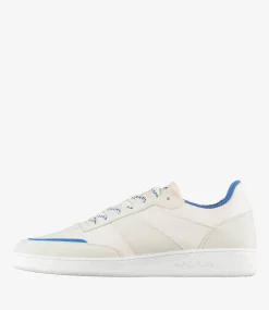Plain sneakers