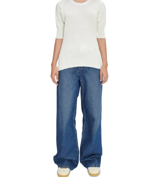 Weiss jumper
